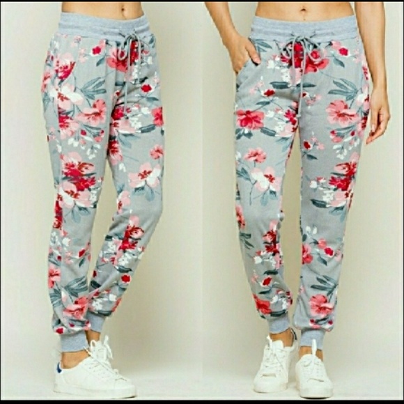 🌹 floral joggers 🌹 - Picture 1 of 3